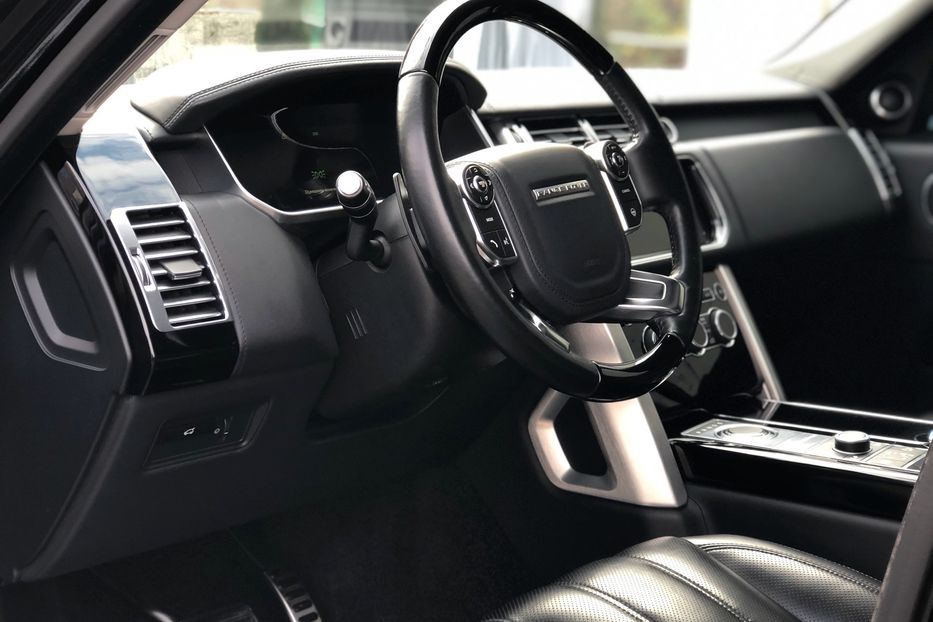 Продам Land Rover Range Rover SVO Autobiography 2013 года в Киеве