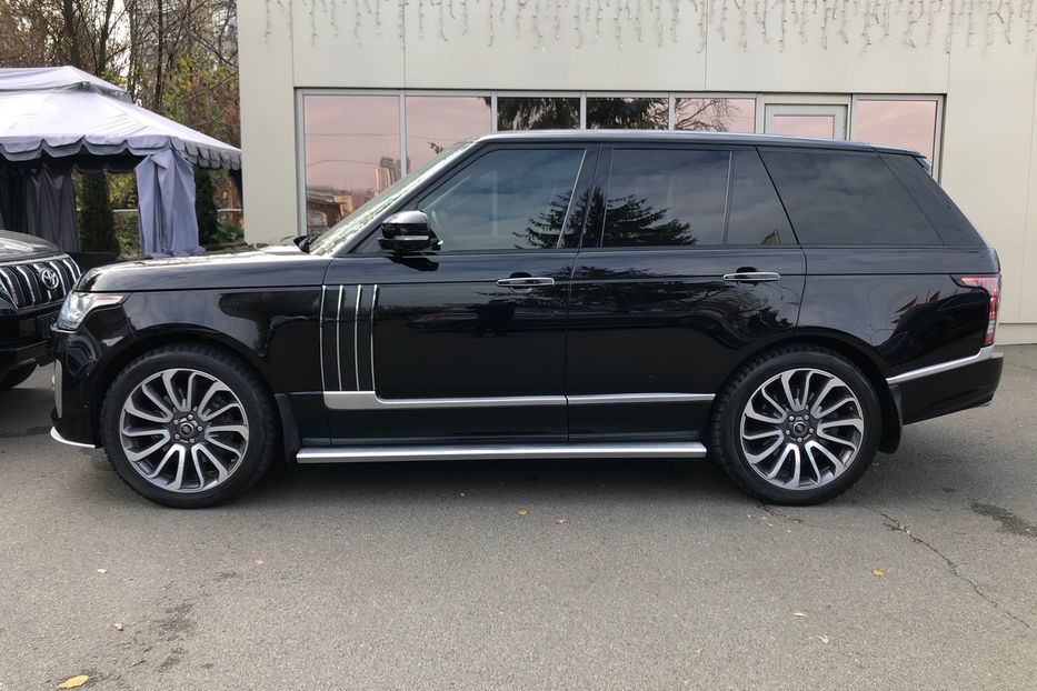 Продам Land Rover Range Rover SVO Autobiography 2013 года в Киеве