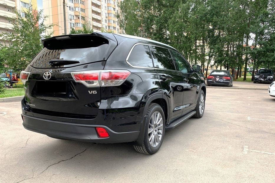 Продам Toyota Highlander LE 2015 года в Черновцах