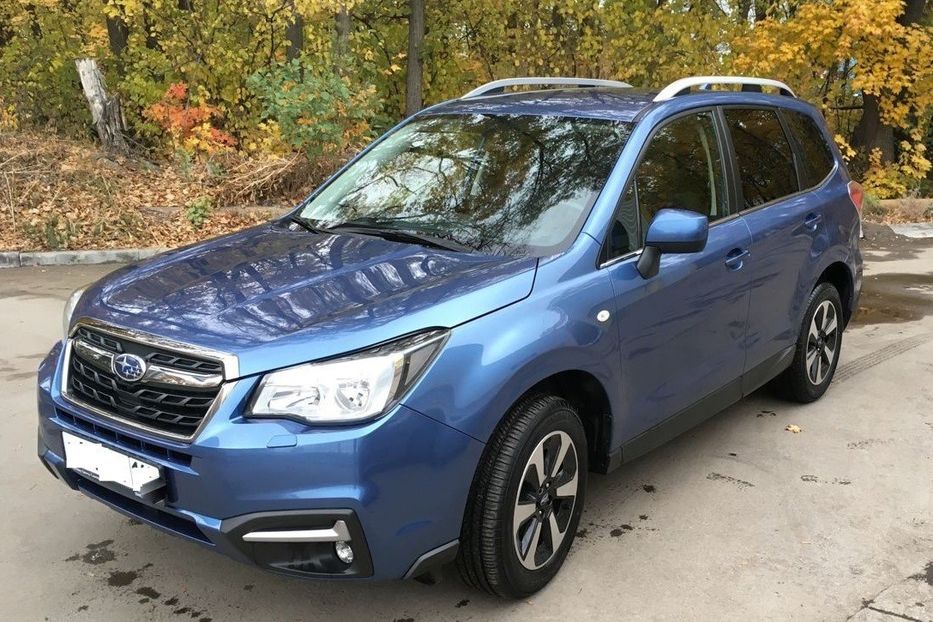 Продам Subaru Forester PREMIUM 2017 года в Черновцах