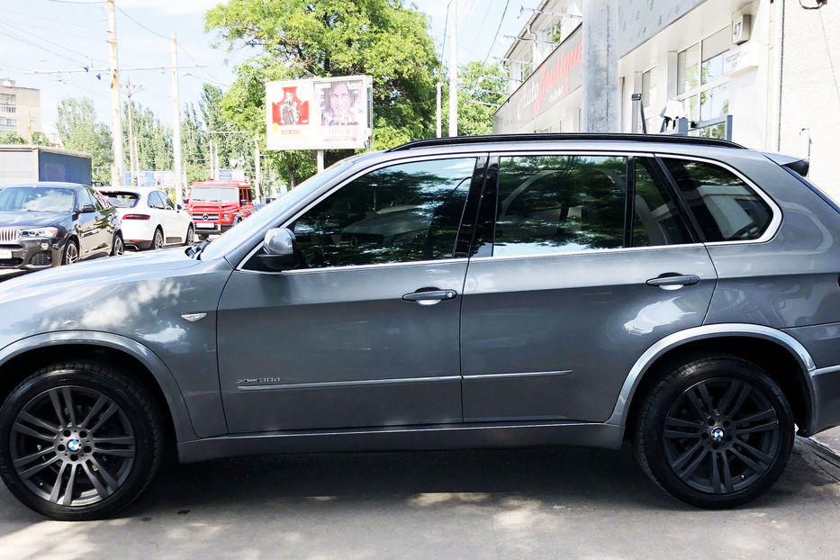 Продам BMW X5 2012 года в Одессе