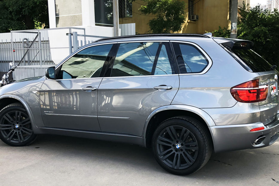 Продам BMW X5 2012 года в Одессе