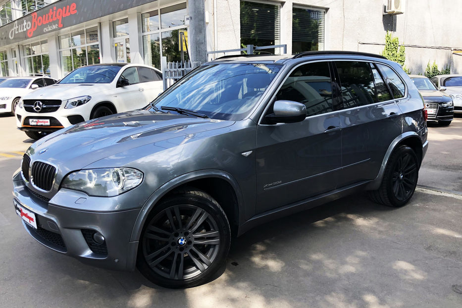 Продам BMW X5 2012 года в Одессе