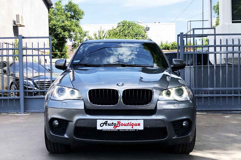 Продам BMW X5 2012 года в Одессе