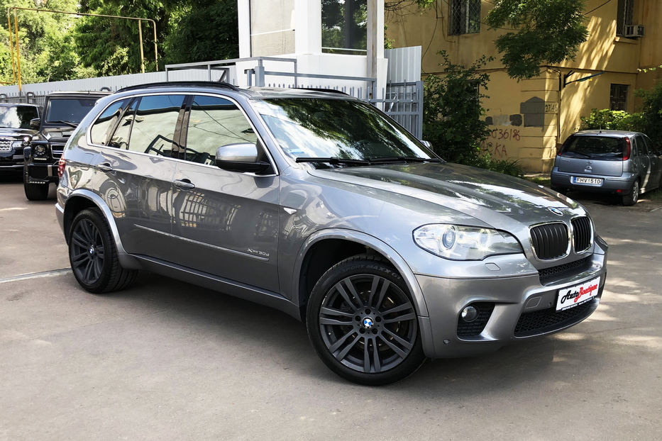 Продам BMW X5 2012 года в Одессе