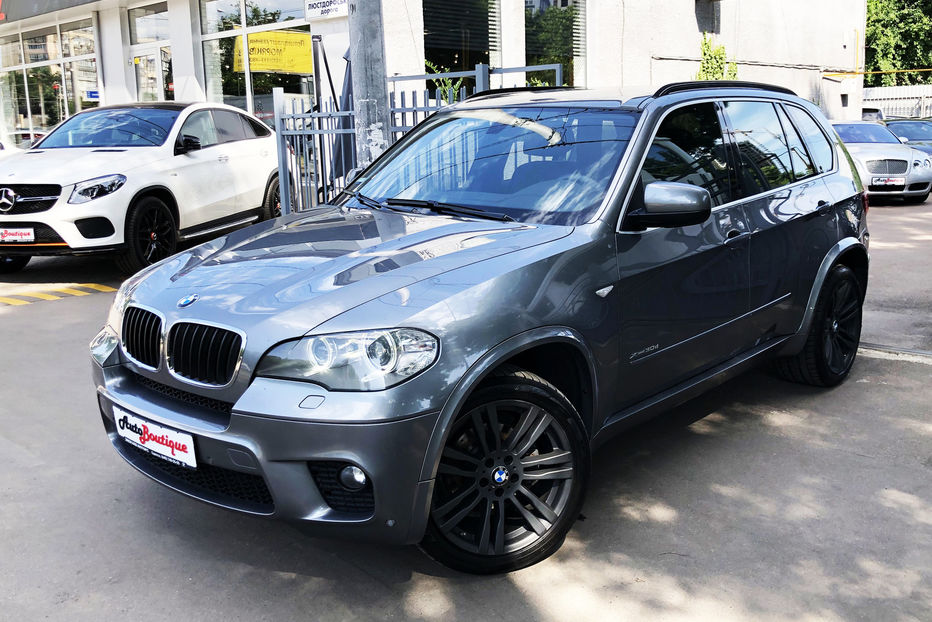 Продам BMW X5 2012 года в Одессе