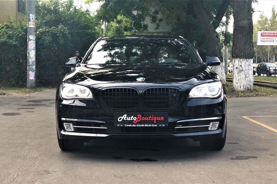 Продам BMW 750 2014 года в Одессе