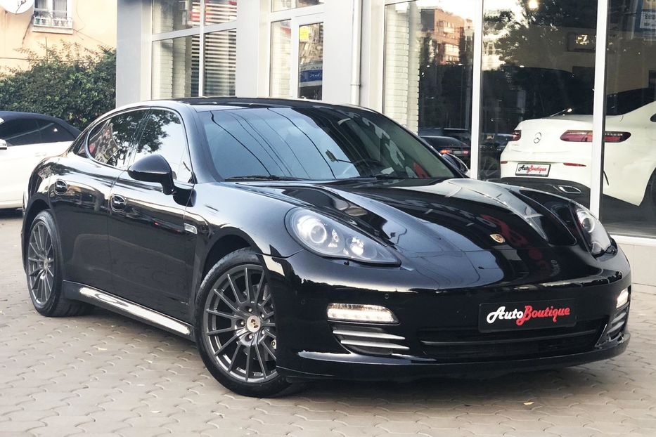 Продам Porsche Panamera 4s 2011 года в Одессе