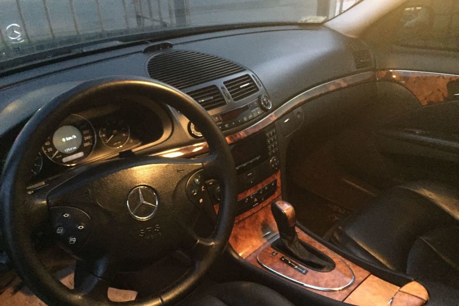 Продам Mercedes-Benz E-Class 320 2002 года в Николаеве