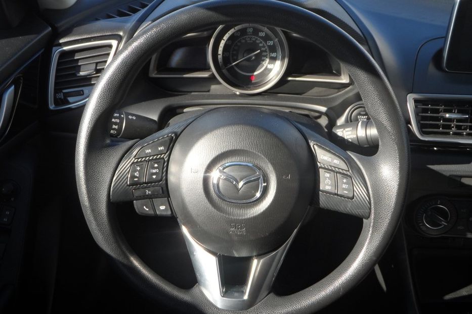 Продам Mazda 3 2015 года в Днепре