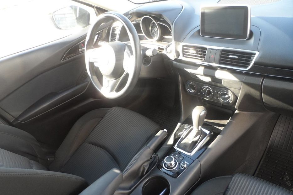 Продам Mazda 3 2015 года в Днепре