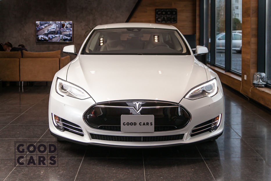 Продам Tesla Model S 70Квт/ч 320л.с 2015 года в Одессе