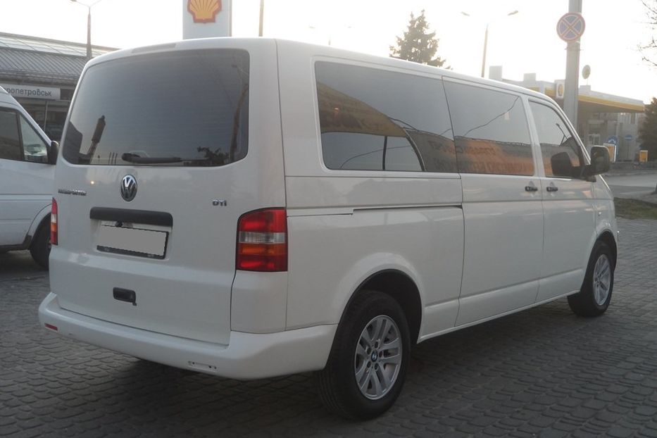 Продам Volkswagen T5 (Transporter) пасс. 2004 года в Днепре