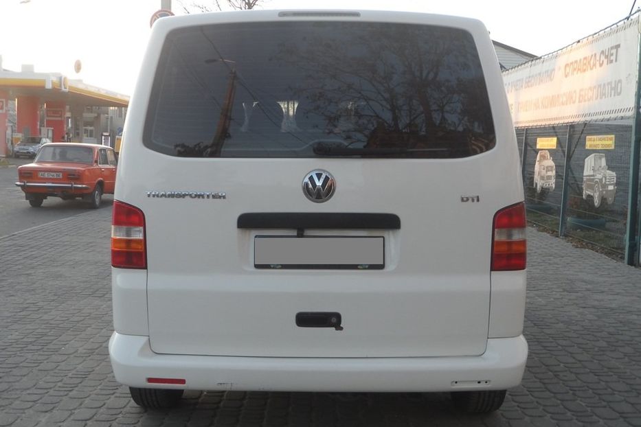 Продам Volkswagen T5 (Transporter) пасс. 2004 года в Днепре