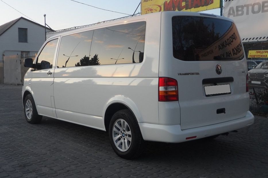 Продам Volkswagen T5 (Transporter) пасс. 2004 года в Днепре