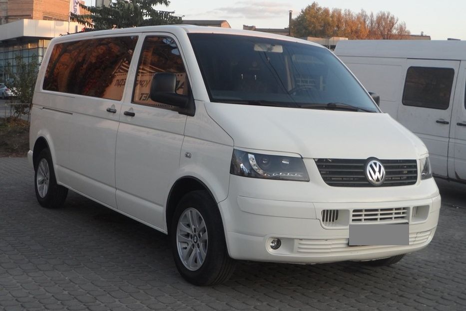 Продам Volkswagen T5 (Transporter) пасс. 2004 года в Днепре