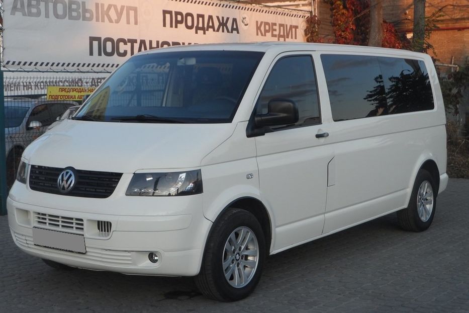 Продам Volkswagen T5 (Transporter) пасс. 2004 года в Днепре