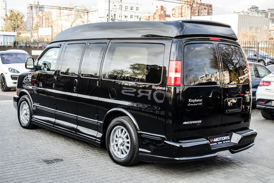 Продам Chevrolet Express пасс. Explorer Limited SE 2009 года в Киеве