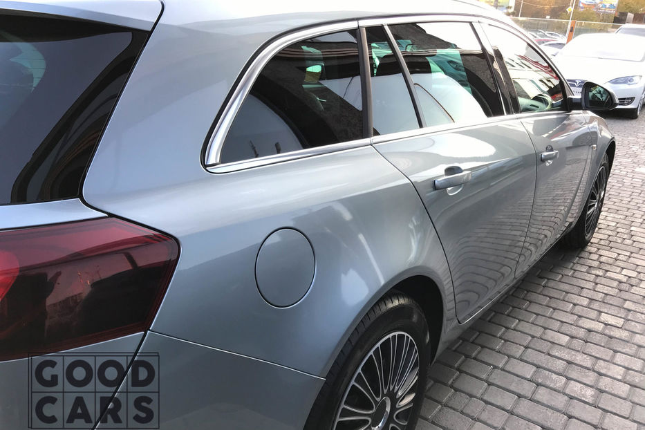 Продам Opel Insignia Sports Tourer 2014 года в Одессе