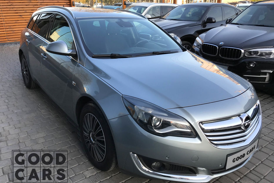 Продам Opel Insignia Sports Tourer 2014 года в Одессе