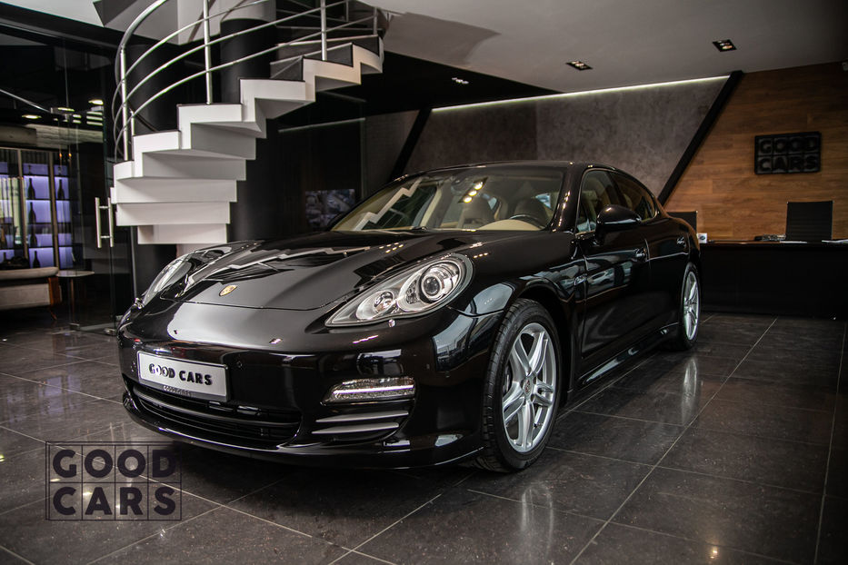 Продам Porsche Panamera 2012 года в Одессе