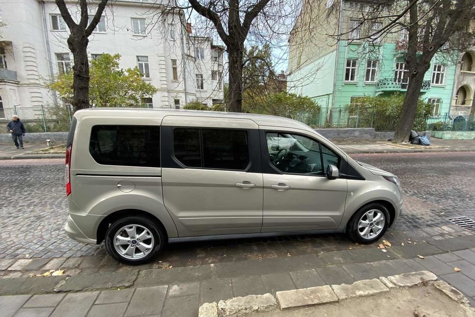 Продам Ford Tourneo Connect пасс. 2.5 автомат 7 місць 2015 года в Львове