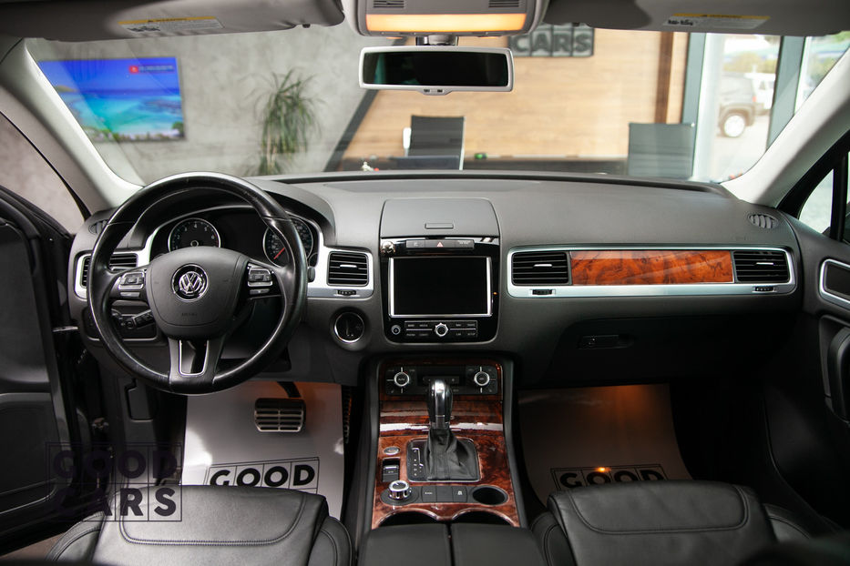 Продам Volkswagen Touareg  HYBRID 2012 года в Одессе