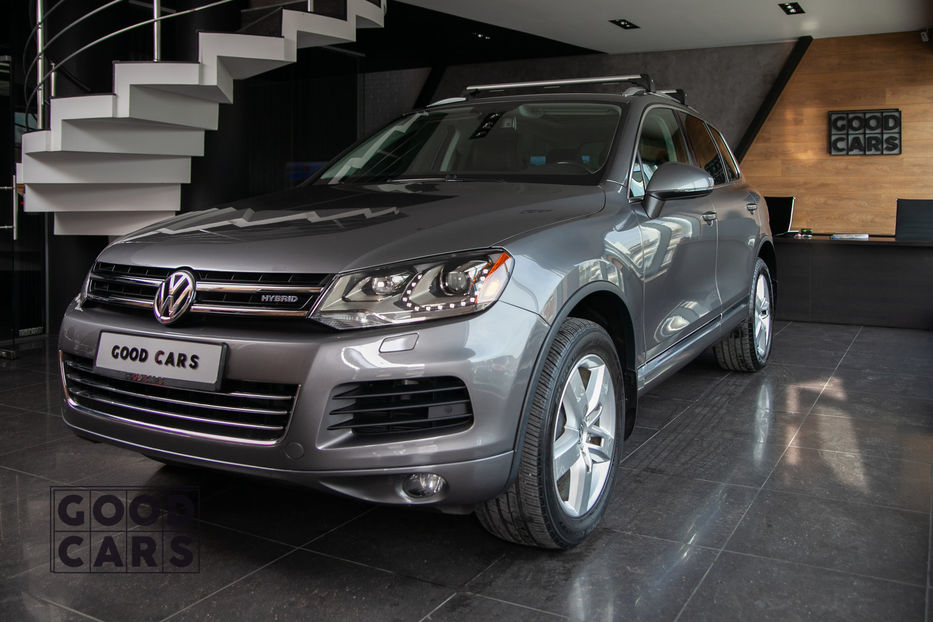 Продам Volkswagen Touareg  HYBRID 2012 года в Одессе