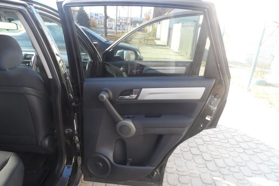 Продам Honda CR-V 2010 года в Днепре