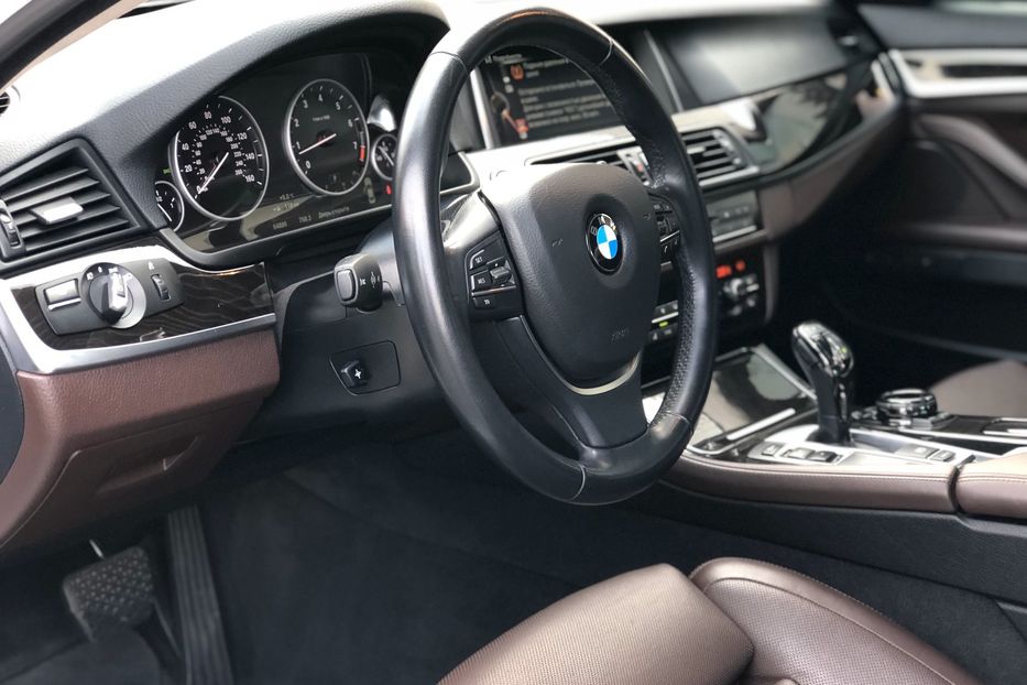 Продам BMW 528 2016 года в Киеве