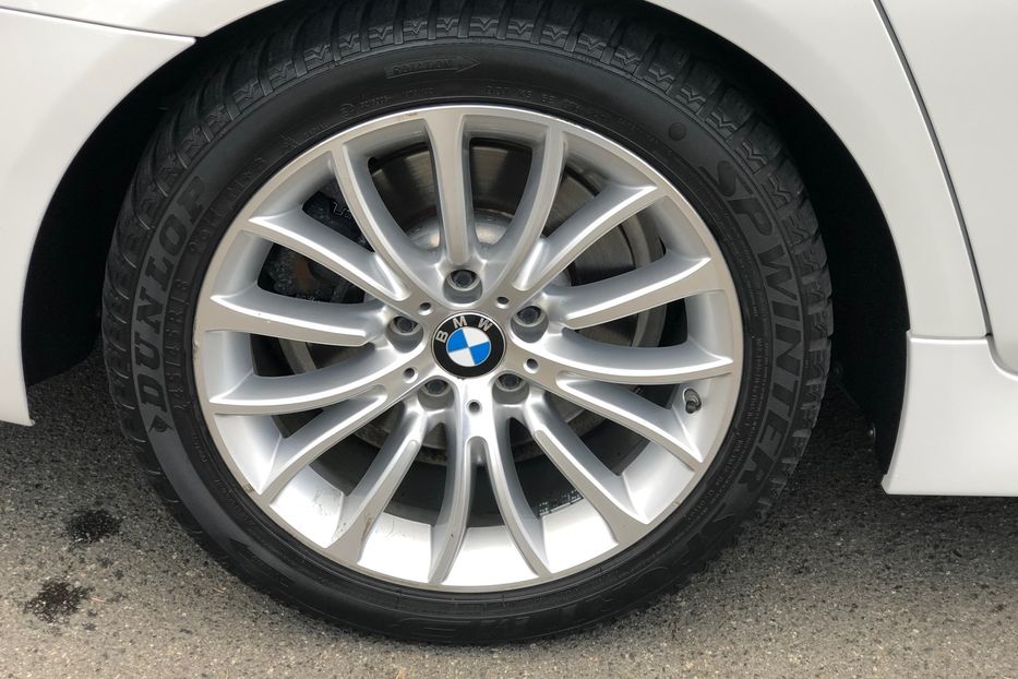 Продам BMW 528 2016 года в Киеве