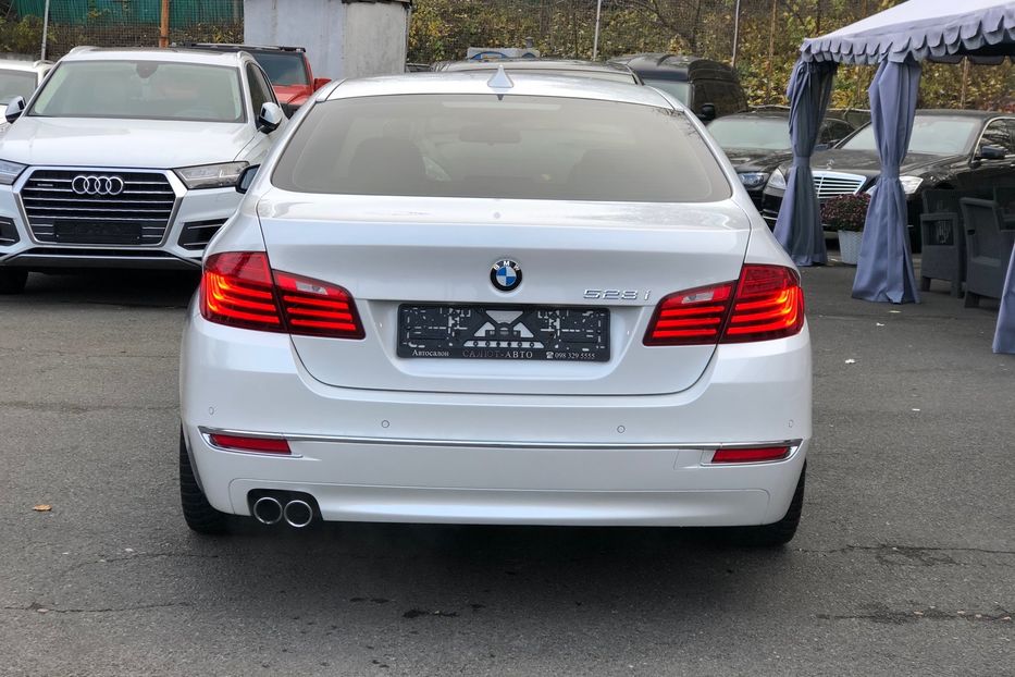 Продам BMW 528 2016 года в Киеве