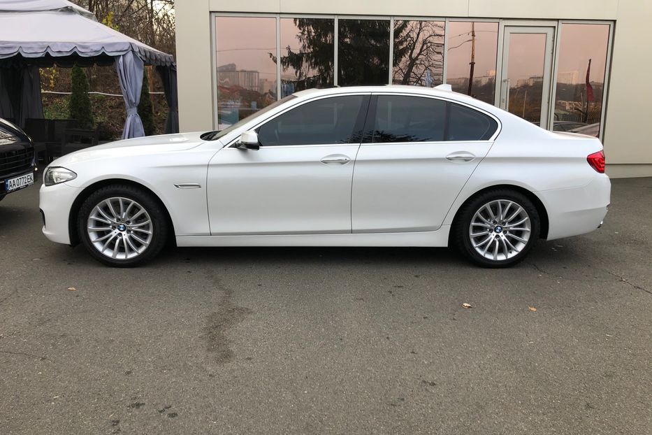 Продам BMW 528 2016 года в Киеве