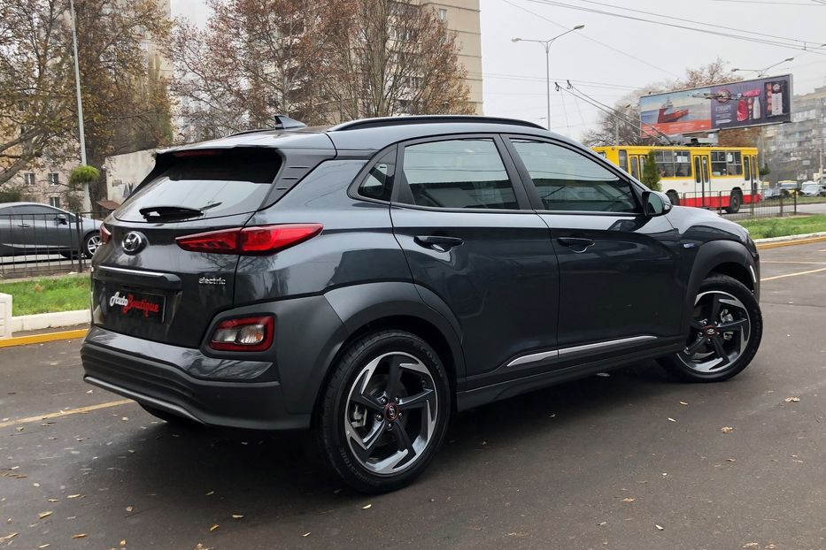 Продам Hyundai Kona  Electric 64 кВт 2019 2019 года в Одессе