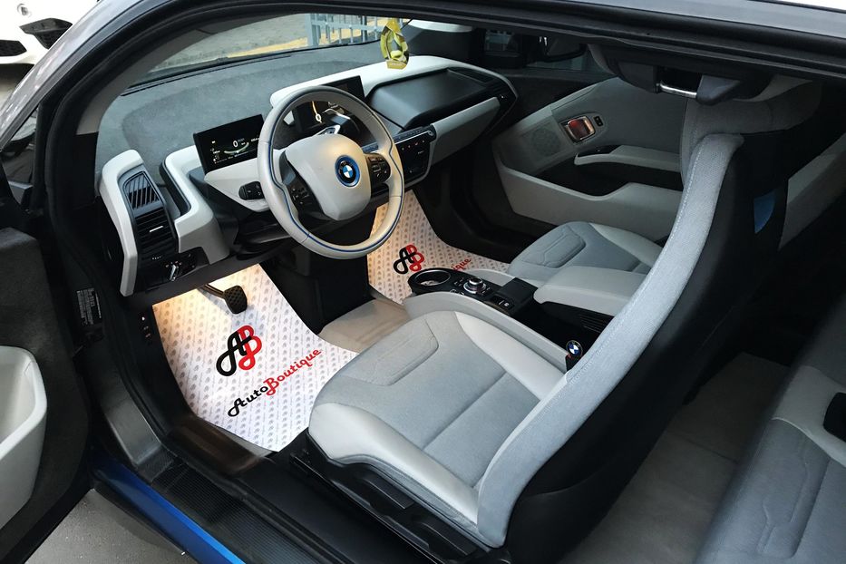 Продам BMW I3  REX  2014 года в Одессе