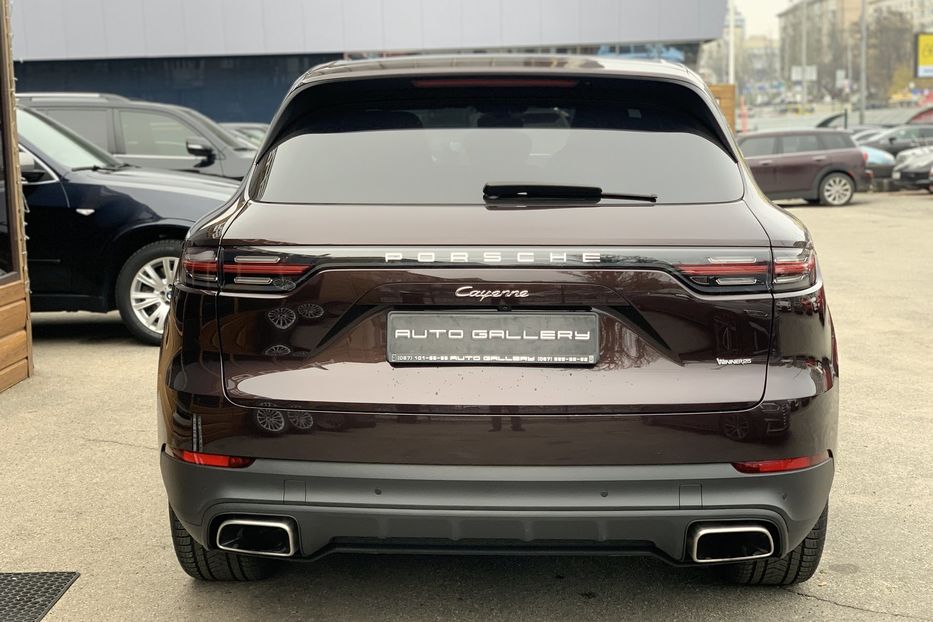 Продам Porsche Cayenne 2018 года в Киеве