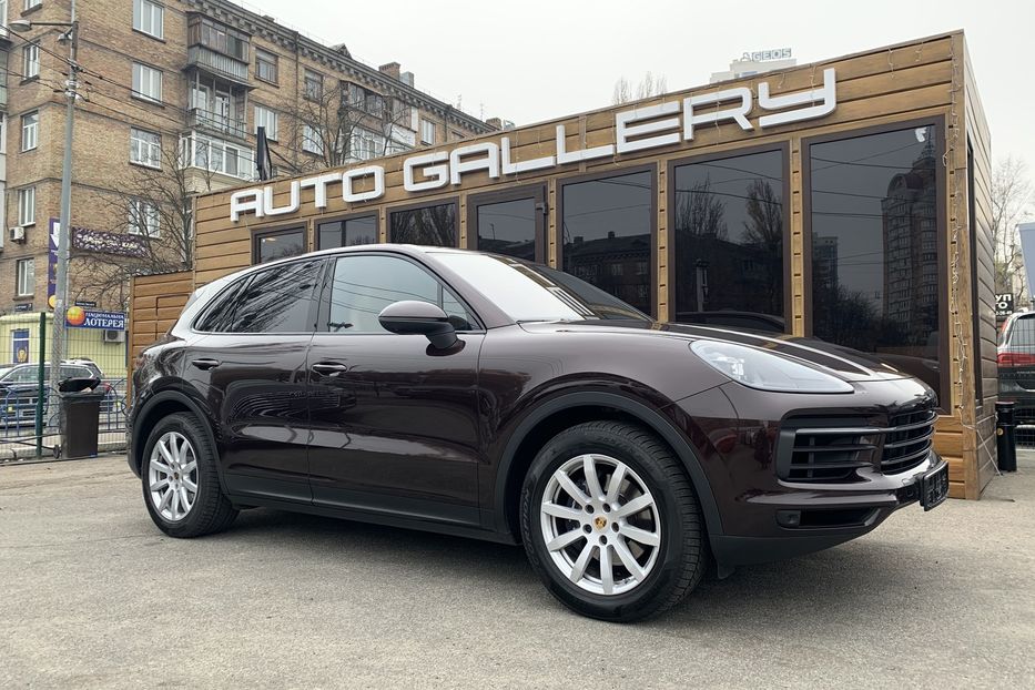 Продам Porsche Cayenne 2018 года в Киеве