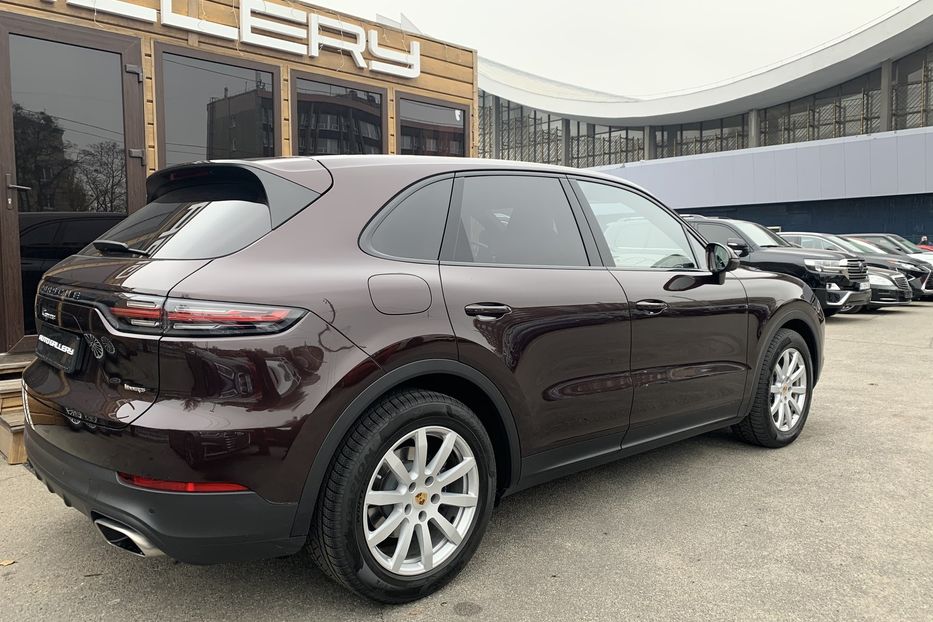 Продам Porsche Cayenne 2018 года в Киеве