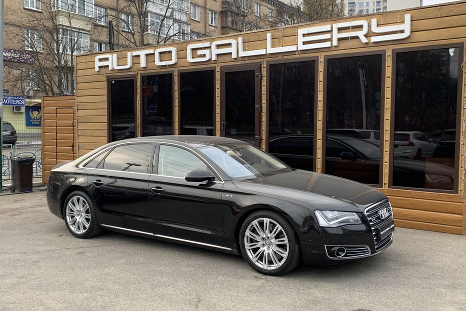 Продам Audi A8 W12 6.3 L 2012 года в Киеве