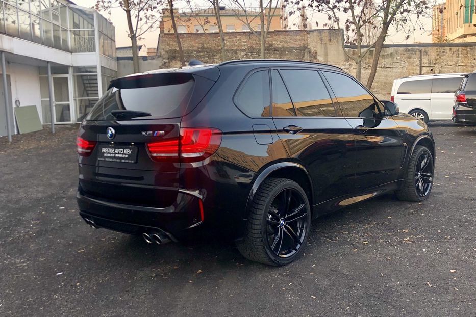 Продам BMW X5 M X-Drive Официальный 2015 года в Киеве