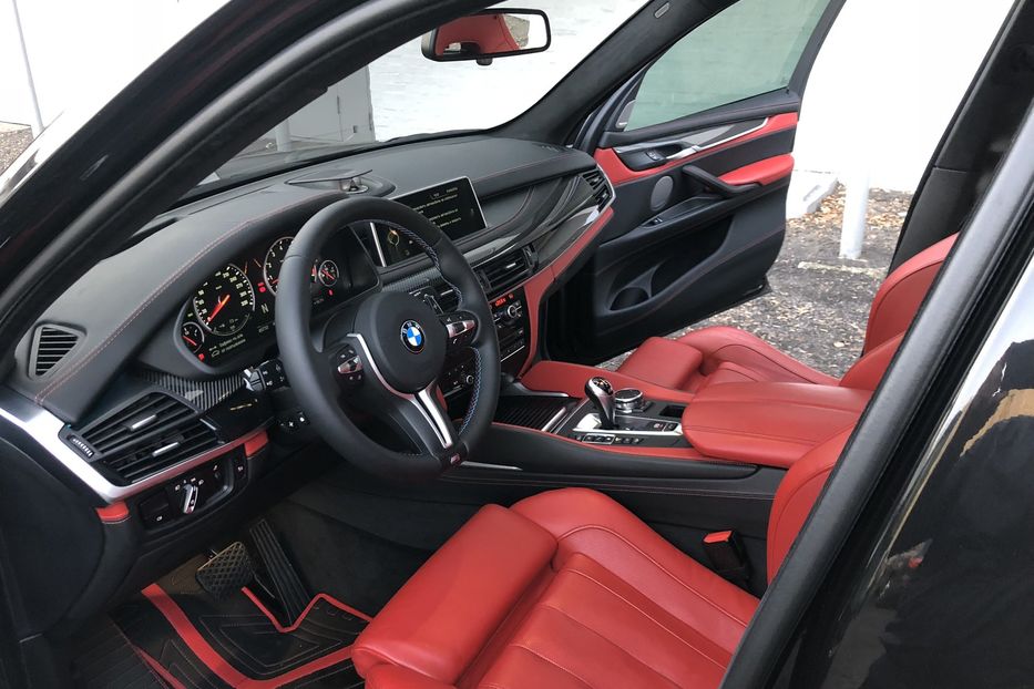 Продам BMW X5 M X-Drive Официальный 2015 года в Киеве