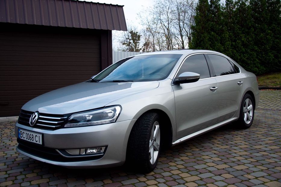 Продам Volkswagen Passat B7 SE 2012 года в Львове