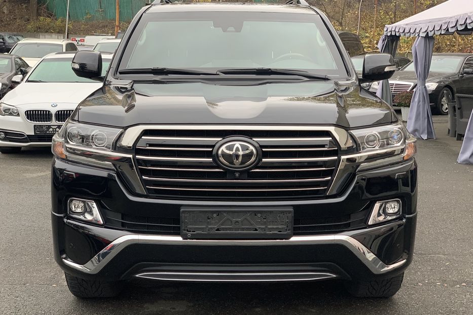 Продам Toyota Land Cruiser 200 GUARD B7 2017 года в Киеве