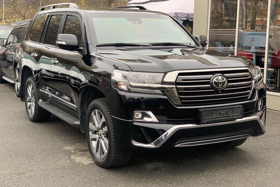 Продам Toyota Land Cruiser 200 GUARD B7 2017 года в Киеве