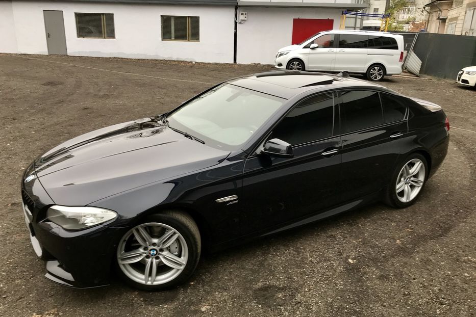 Продам BMW 550 i xDrive M 2012 года в Киеве