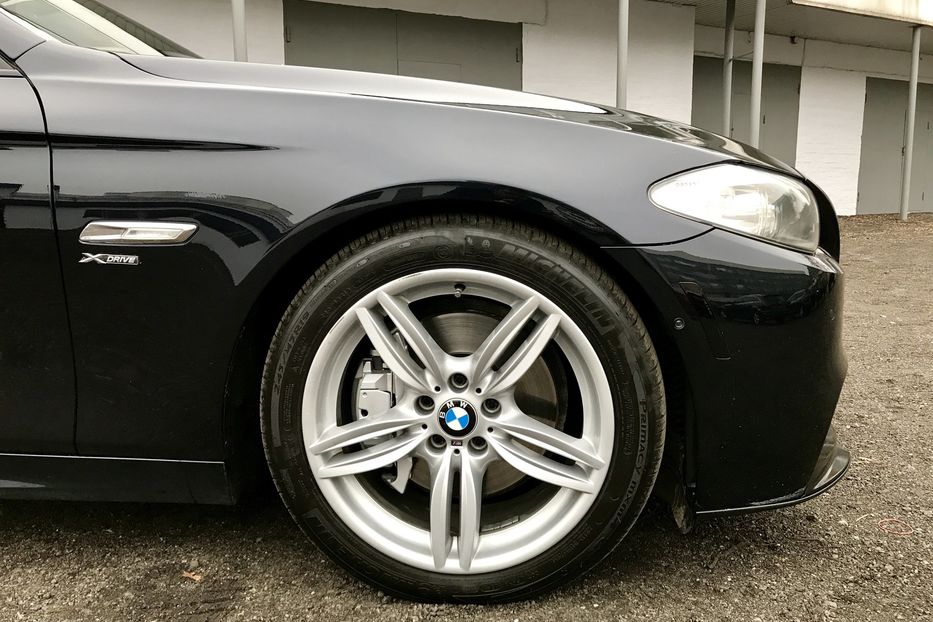 Продам BMW 550 i xDrive M 2012 года в Киеве