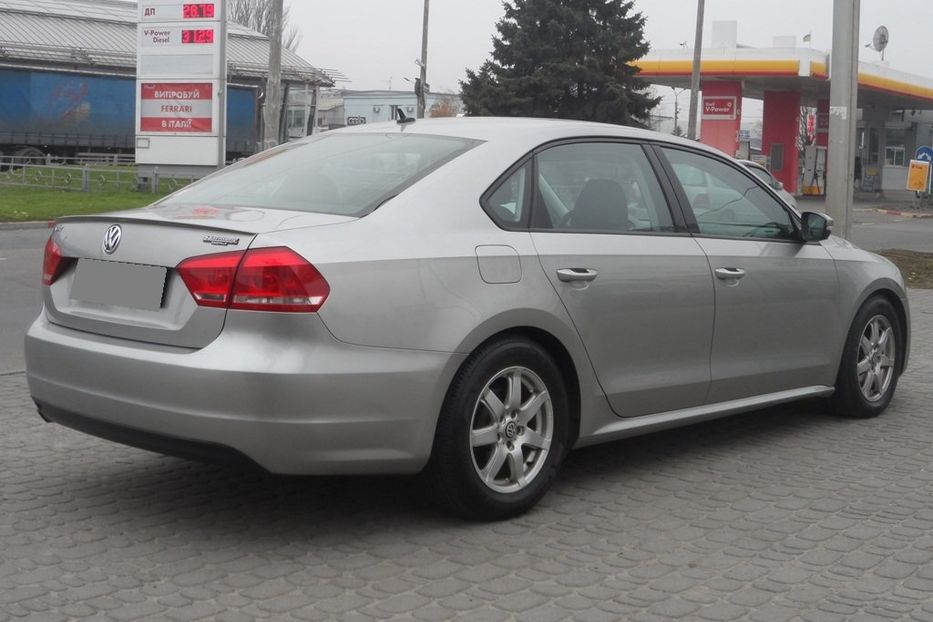 Продам Volkswagen Passat B7 2013 года в Днепре