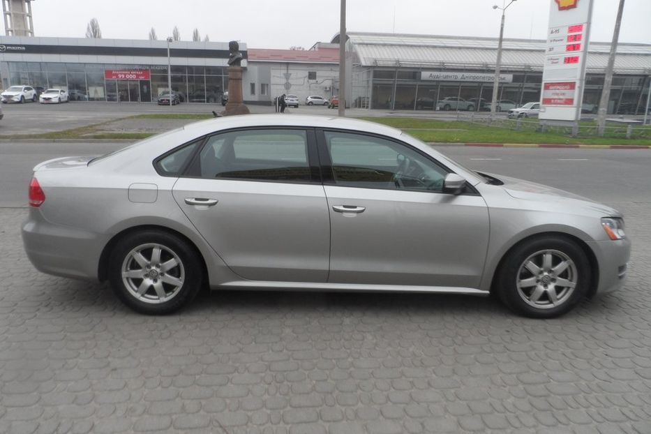 Продам Volkswagen Passat B7 2013 года в Днепре