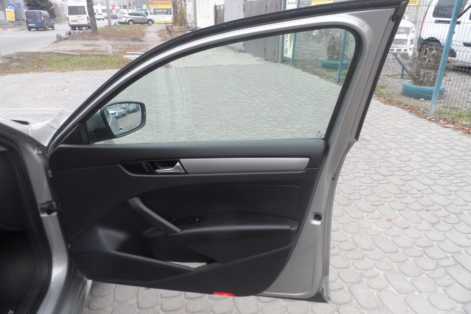 Продам Volkswagen Passat B7 2013 года в Днепре