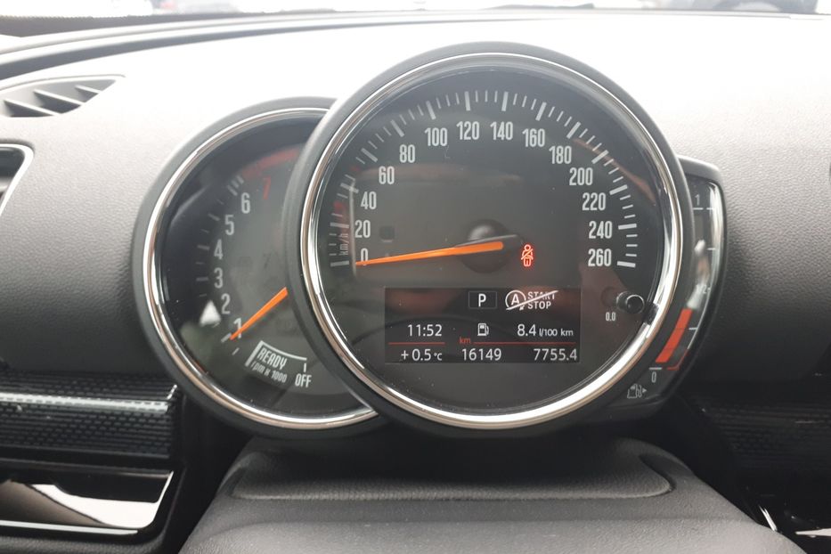 Продам MINI Clubman 1.5  Turbo A/T 136 H.P 2017 года в Киеве